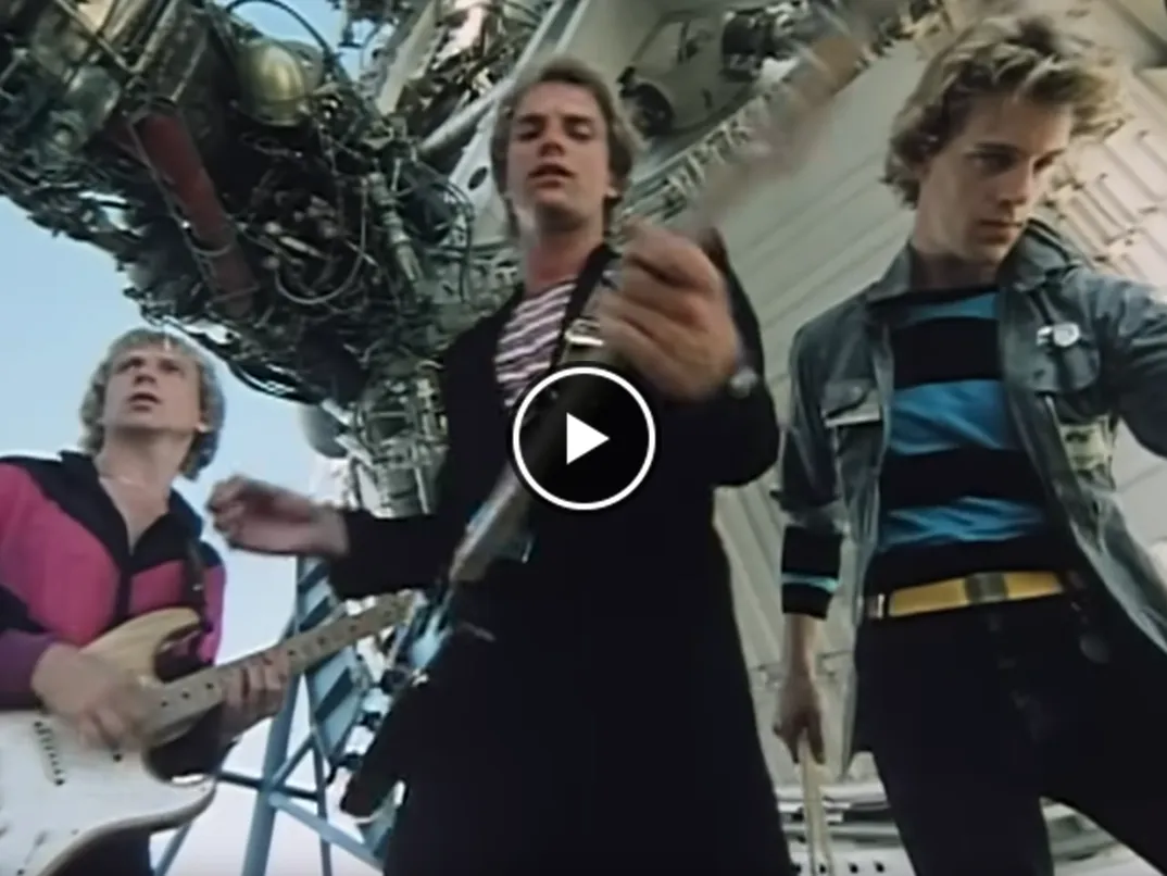 THE POLICE - WALKING ON THE MOON
